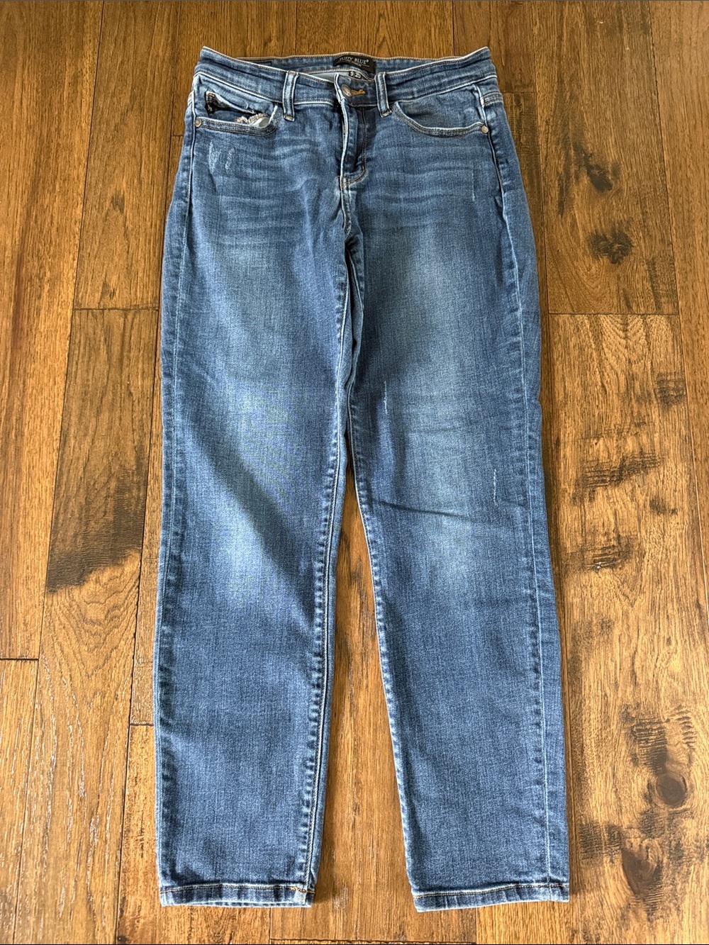 Judy Blue Medium Wash Straight Leg Stretch Jeans